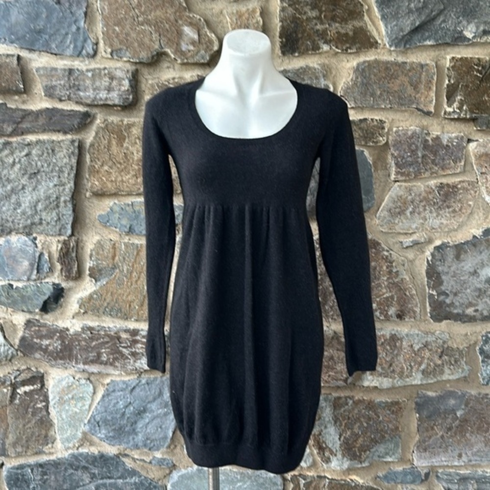 Vince Cashmere Black Scoop Neck Empire Waist Sweater Dress Bubble Hem size S